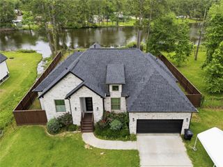 1002 Four Fountains Street, New Caney, TX 77357