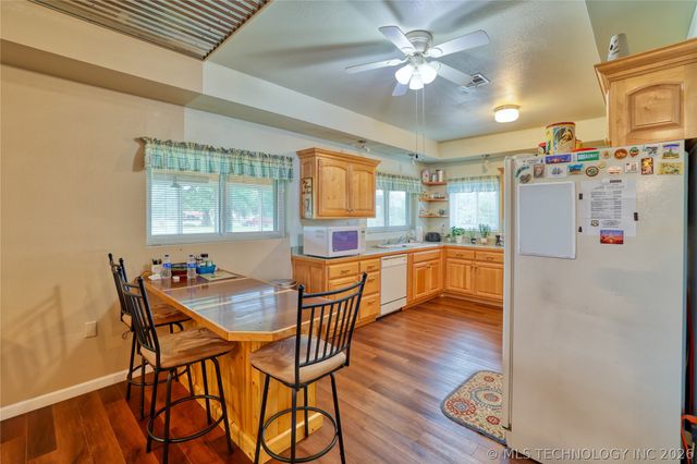239 Five Tribes Drive, Canadian, OK 74425