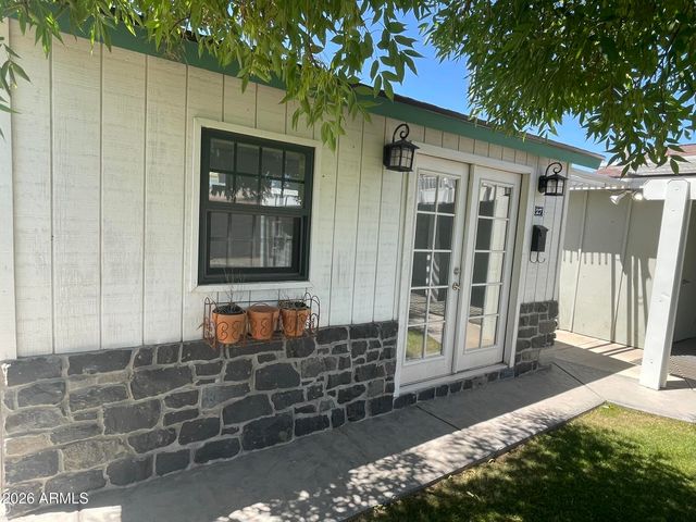 27 E MCKINLEY Street, Tempe, AZ 85288
