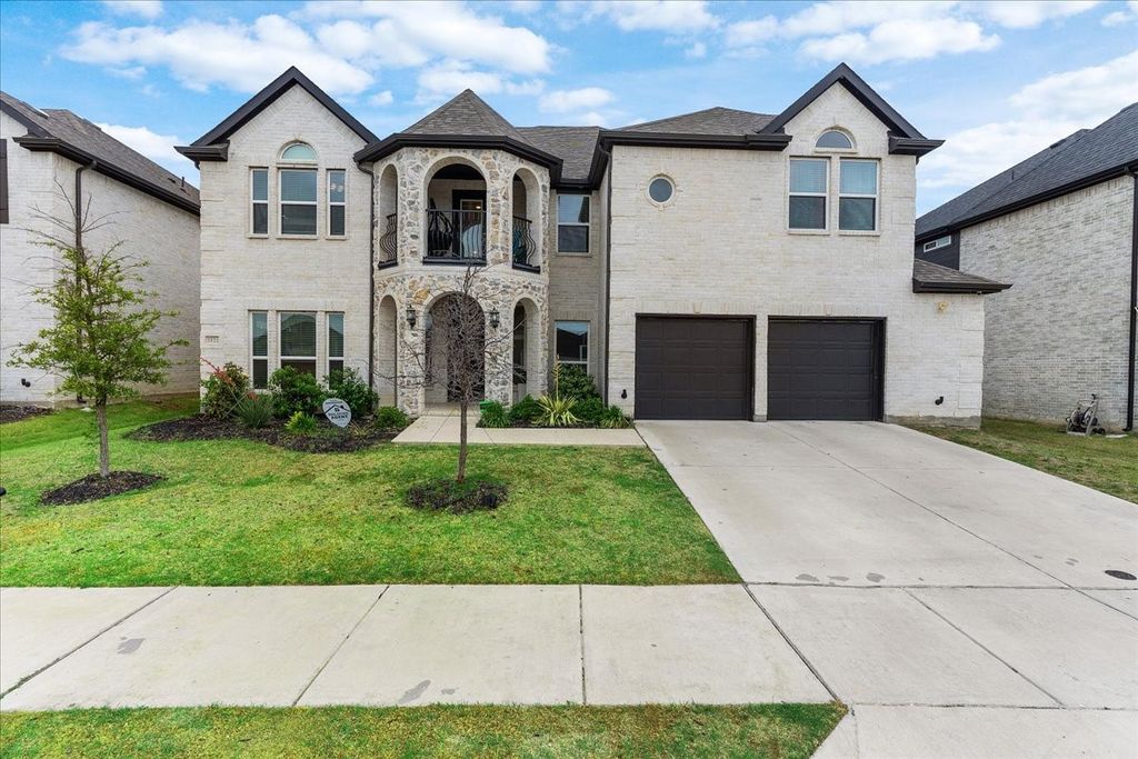 1821 Ordonez Drive, Little Elm, TX 75068