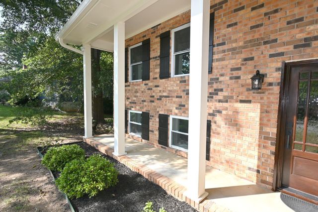 1829 Bay Hill Drive, Hixson, TN 37343