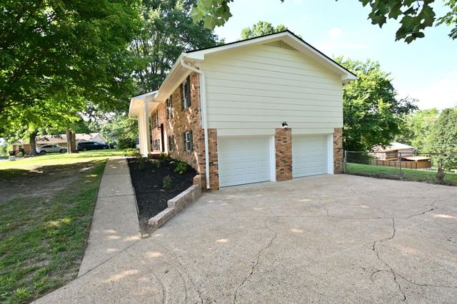 1829 Bay Hill Drive, Hixson, TN 37343