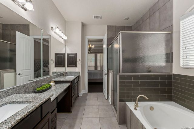 8113 HYACINTH TRCE, Boerne, TX 78015