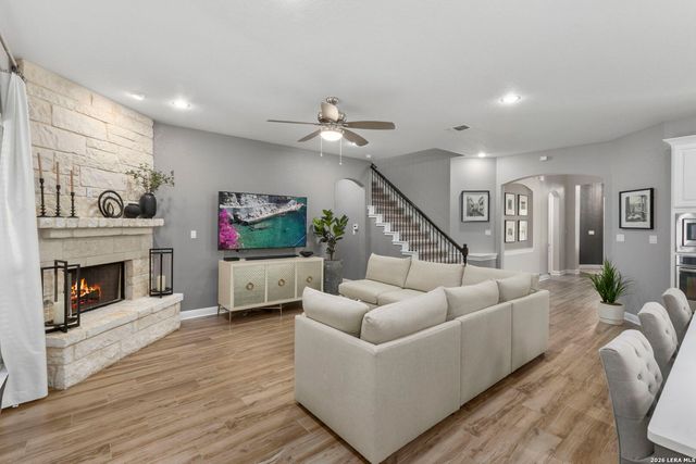 8113 HYACINTH TRCE, Boerne, TX 78015
