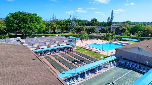 701 Lori Drive 202, Palm Springs, FL 33461