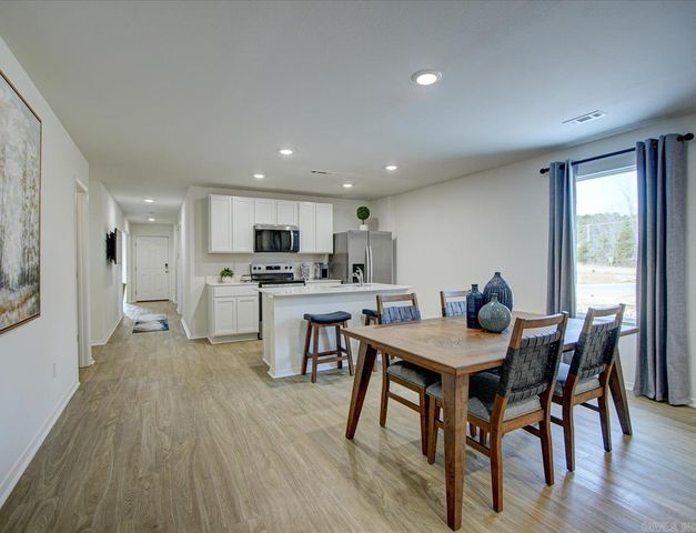 235 Stone Canyon Drive, Maumelle, AR 72113