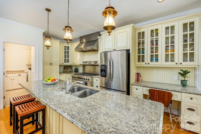 15610 Deerhaven Court, Davidson, NC 28036