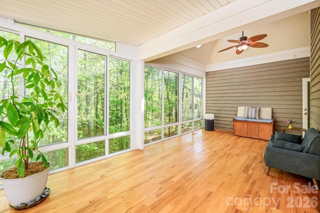 15610 Deerhaven Court, Davidson, NC 28036