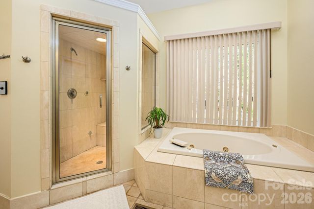 15610 Deerhaven Court, Davidson, NC 28036