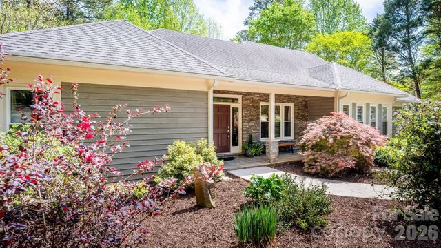15610 Deerhaven Court, Davidson, NC 28036