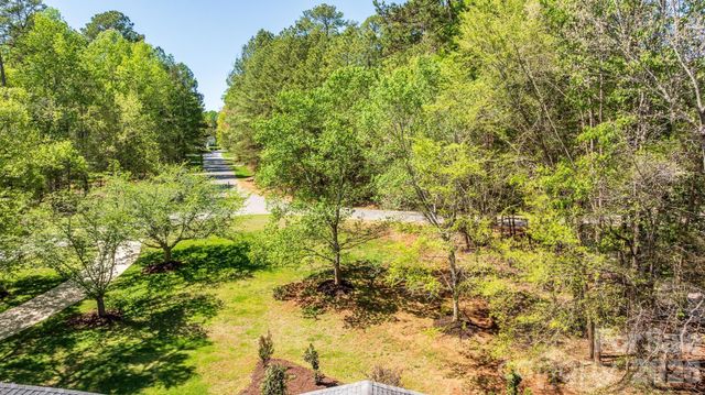 15610 Deerhaven Court, Davidson, NC 28036