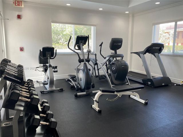 22 Salamanca Ave 501, Coral Gables, FL 33134