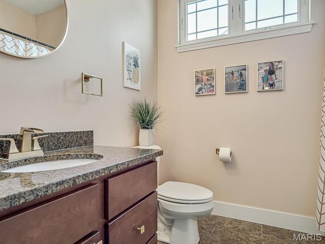 7045 Richmond Drive, Glen Carbon, IL 62034