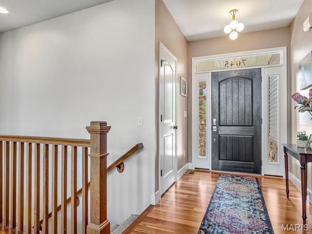 7045 Richmond Drive, Glen Carbon, IL 62034