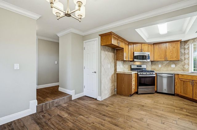 7988 Coral Oak Way, Citrus Heights, CA 95610