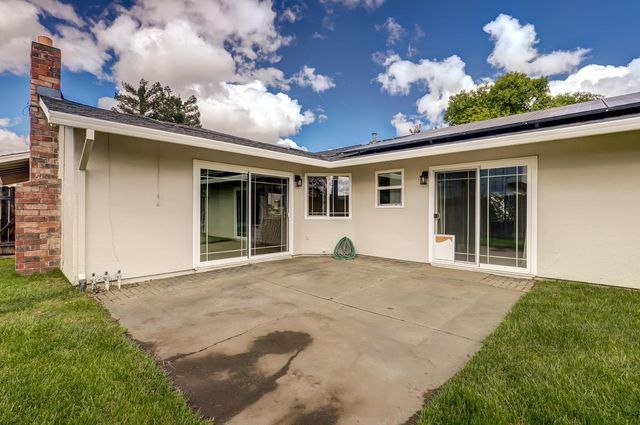 7988 Coral Oak Way, Citrus Heights, CA 95610