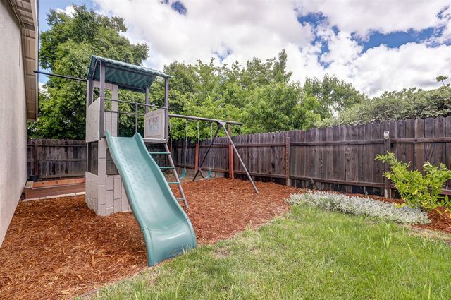 7988 Coral Oak Way, Citrus Heights, CA 95610