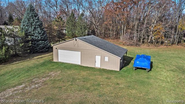 11400 Hillman, Davisburg, MI 48350
