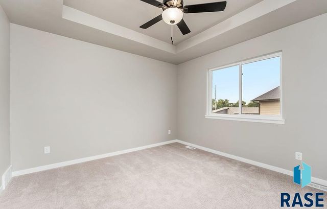 5105 S Hero Ave Avenue, Sioux Falls, SD 57108