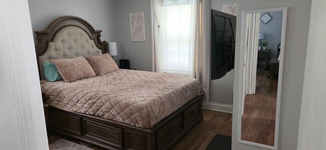 4513 N 21st STREET, Milwaukee, WI 53209