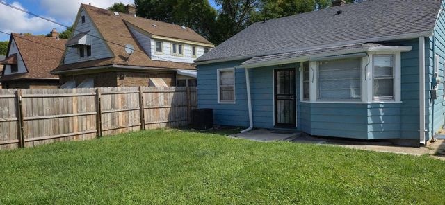 4513 N 21st STREET, Milwaukee, WI 53209