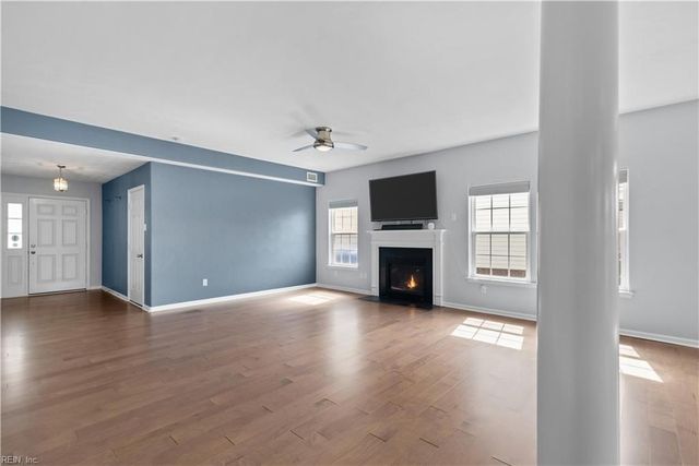 5042 Kings Grant CIR, Suffolk, VA 23434