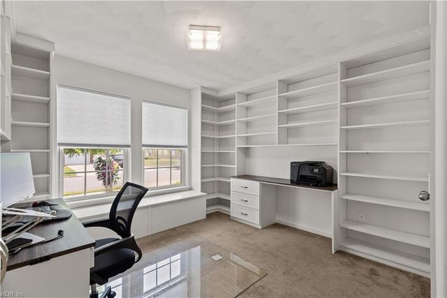 5042 Kings Grant CIR, Suffolk, VA 23434