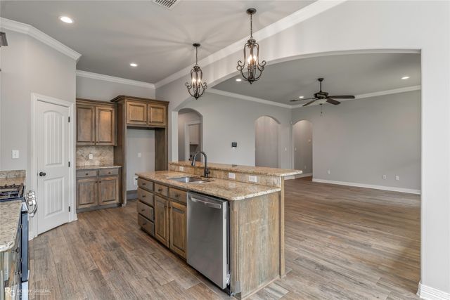 742 Fir Wood Lane, Haughton, LA 71037