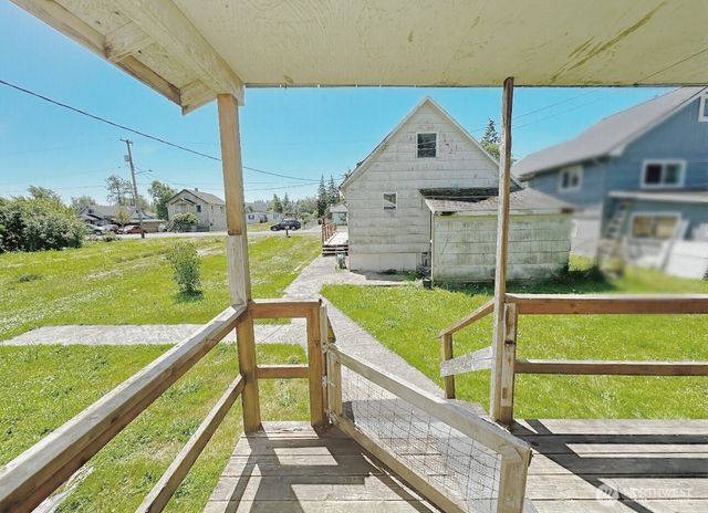 1202 W Perry Street W, Aberdeen, WA 98520