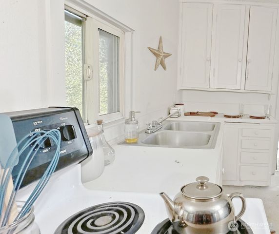 1202 W Perry Street W, Aberdeen, WA 98520