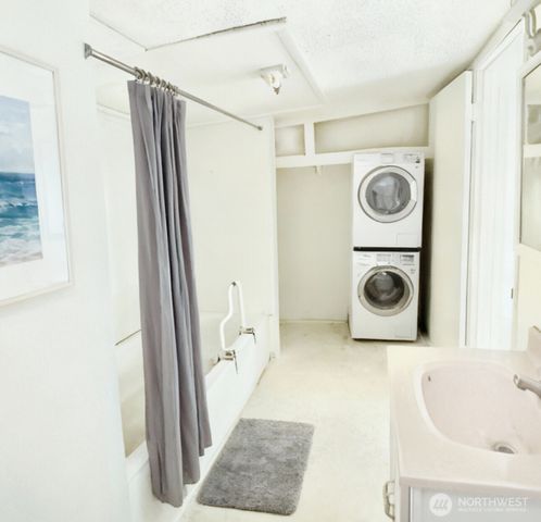 1202 W Perry Street W, Aberdeen, WA 98520