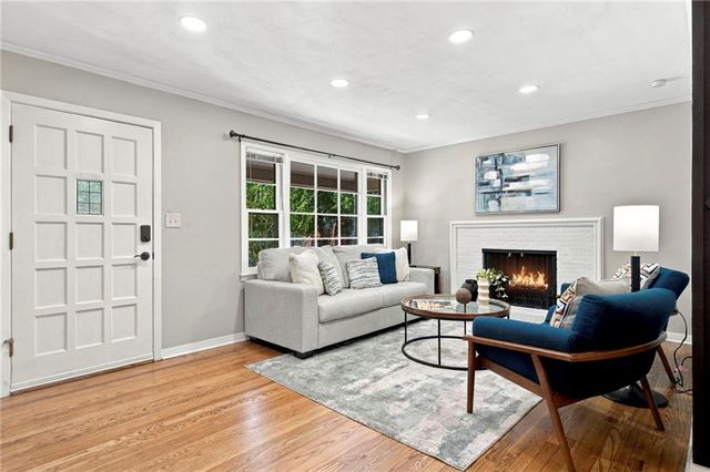 7101 Marty Street, Overland Park, KS 66204