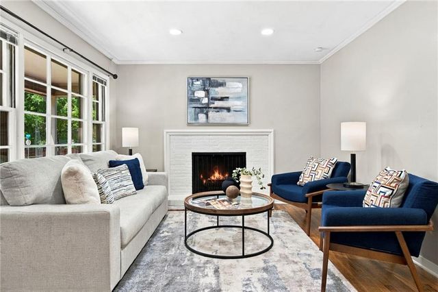 7101 Marty Street, Overland Park, KS 66204