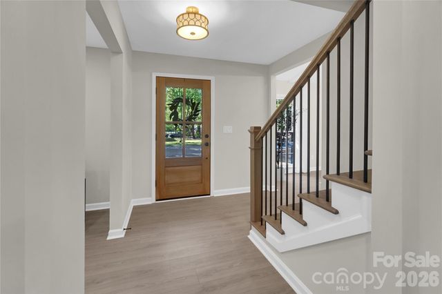 512 Morning Dale Road, Matthews, NC 28105