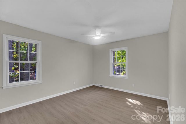512 Morning Dale Road, Matthews, NC 28105