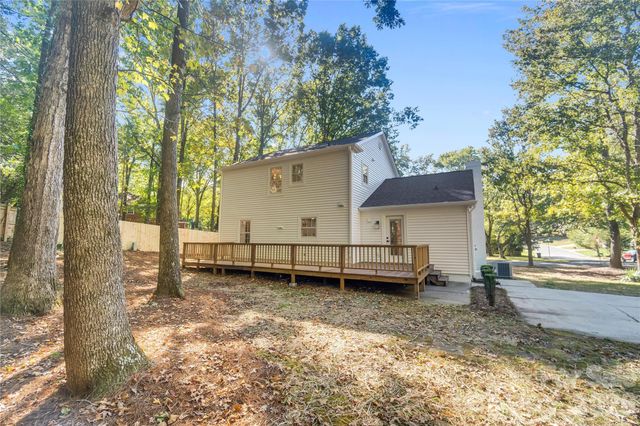 512 Morning Dale Road, Matthews, NC 28105
