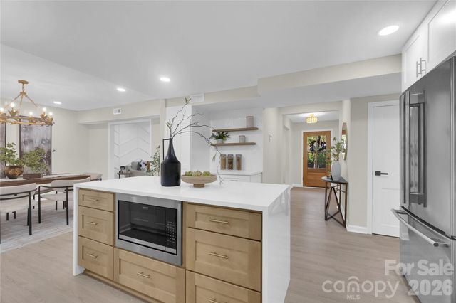 512 Morning Dale Road, Matthews, NC 28105