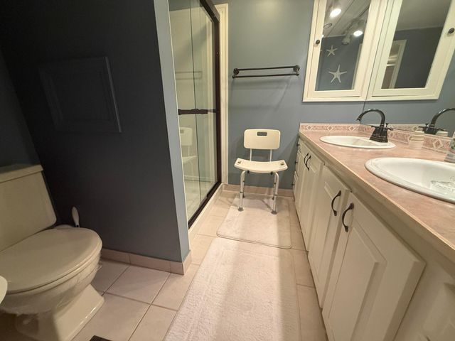 8044 SE Patriot Avenue, Hobe Sound, FL 33455
