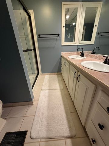 8044 SE Patriot Avenue, Hobe Sound, FL 33455