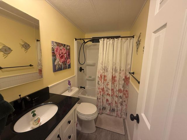 8044 SE Patriot Avenue, Hobe Sound, FL 33455