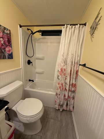 8044 SE Patriot Avenue, Hobe Sound, FL 33455