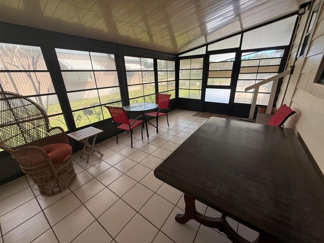 8044 SE Patriot Avenue, Hobe Sound, FL 33455