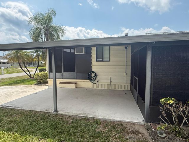 8044 SE Patriot Avenue, Hobe Sound, FL 33455