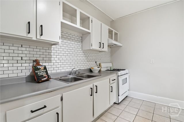 647 E 37Th Street, Savannah, GA 31401