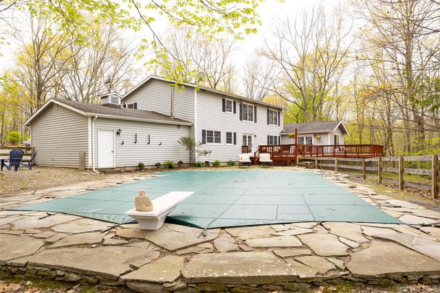 33 Willow Brook Ridge, Clinton Corners, NY 12514