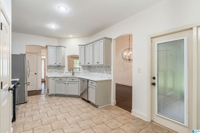 229 PERTHSHIRE WAY, Pelham, AL 35124