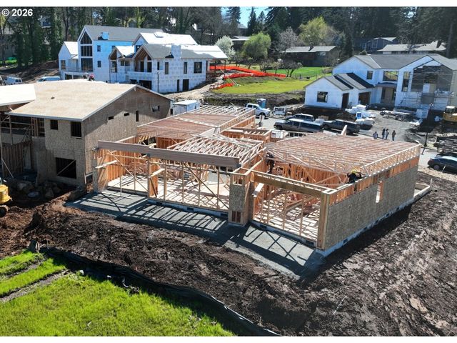 16050 Kaylyn Dr, Oregon City, OR 97045