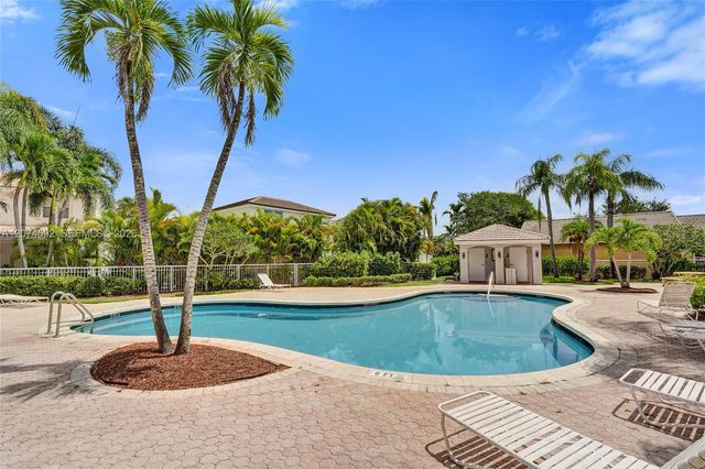 1822 SW 176th Avenue, Miramar, FL 33029