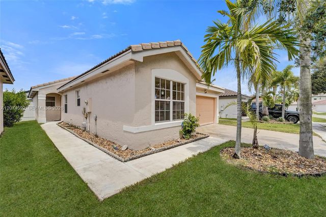 1822 SW 176th Avenue, Miramar, FL 33029