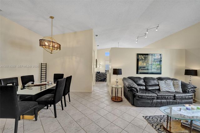 1822 SW 176th Avenue, Miramar, FL 33029